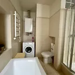 شقة Spacious In The Heart Of *