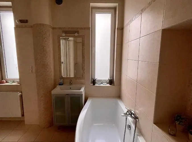 Spacious In The Heart Of Apartamento Sopot