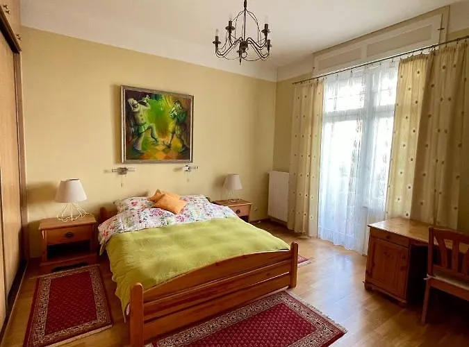 Apartamento Spacious In The Heart Of
